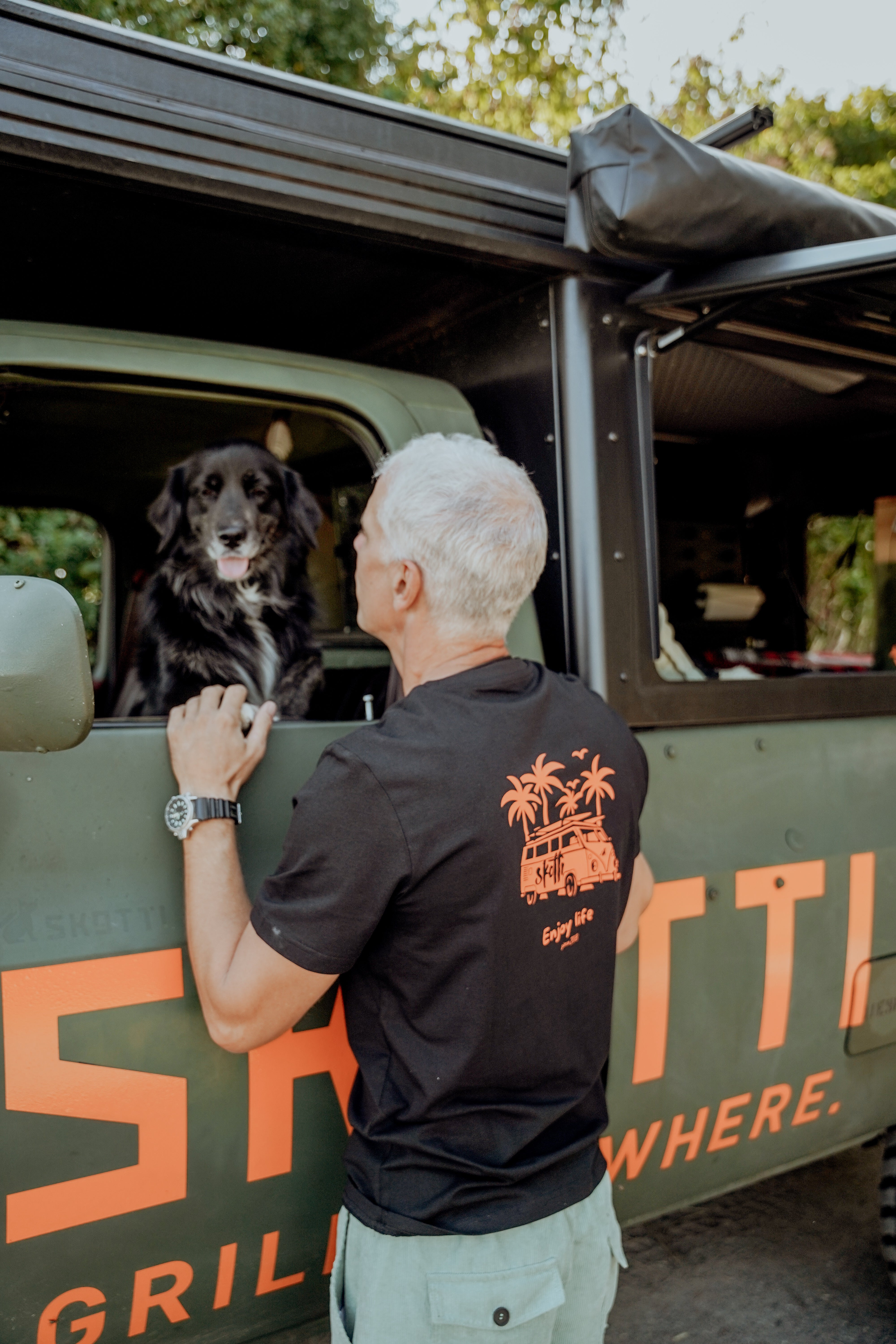 SKOTTI Enjoy Life T-Shirt
